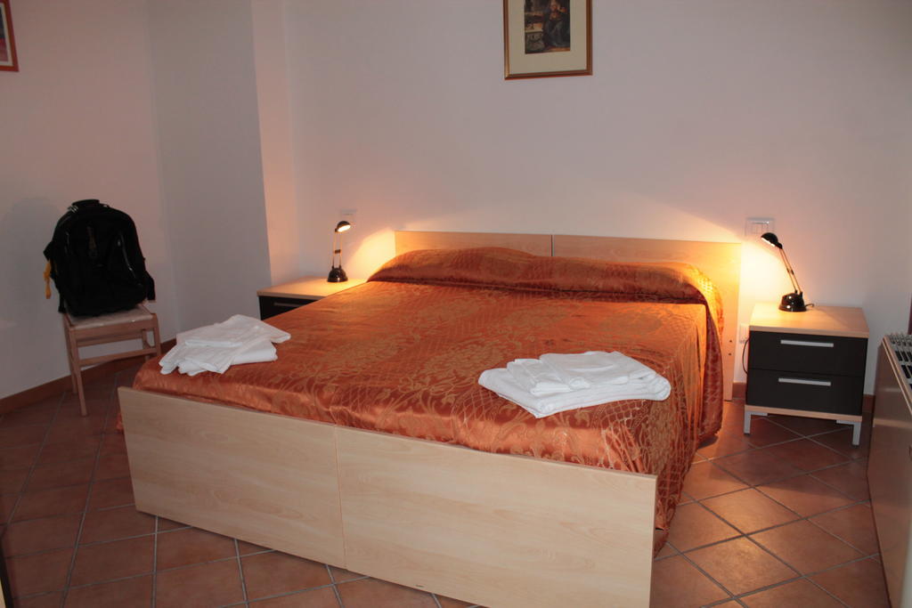 Residence Sol Levante Frascati Zimmer foto